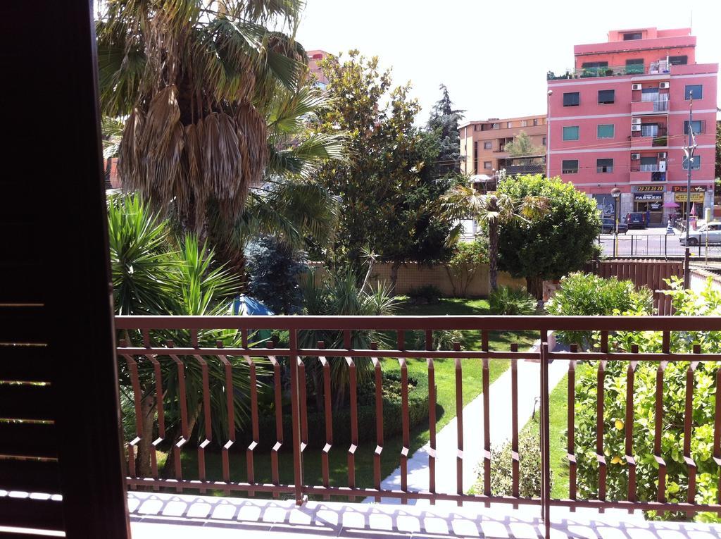 Bed and Breakfast Ciao Ciao Roma Pokój zdjęcie